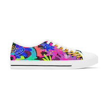 Load image into Gallery viewer, Black Abstract Women&#39;s Low Top Sneakers
